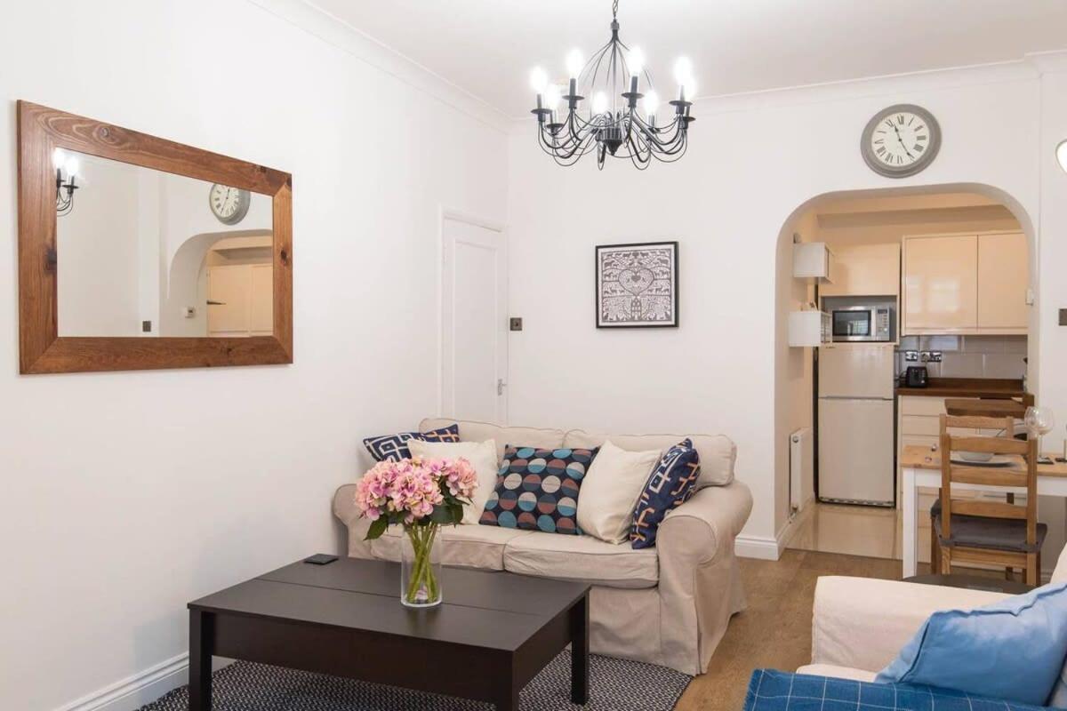 Stylish Apartment Close To The Sea 브라이턴 외부 사진